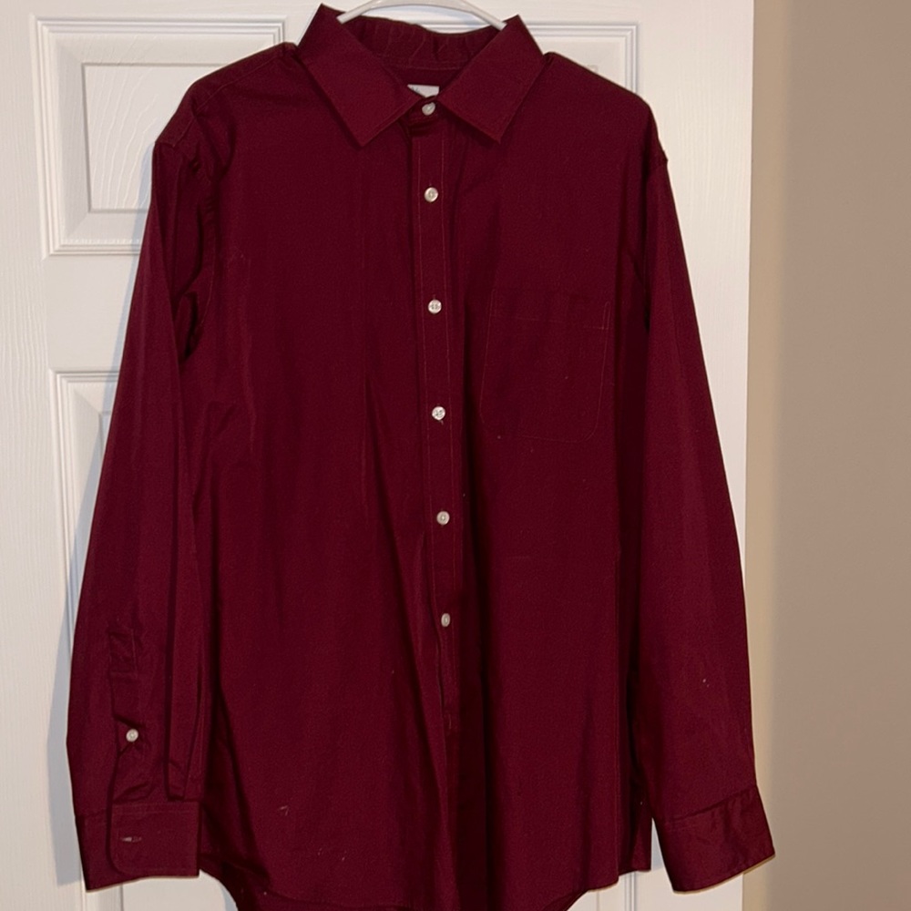 Croft and Barrow maroon dress shirt